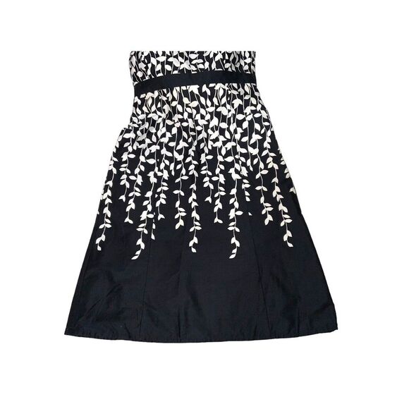 Ann Taylor LOFT Strapless Summer Dress Black White Vine Floral Fit Flare 8 - Picture 2 of 16